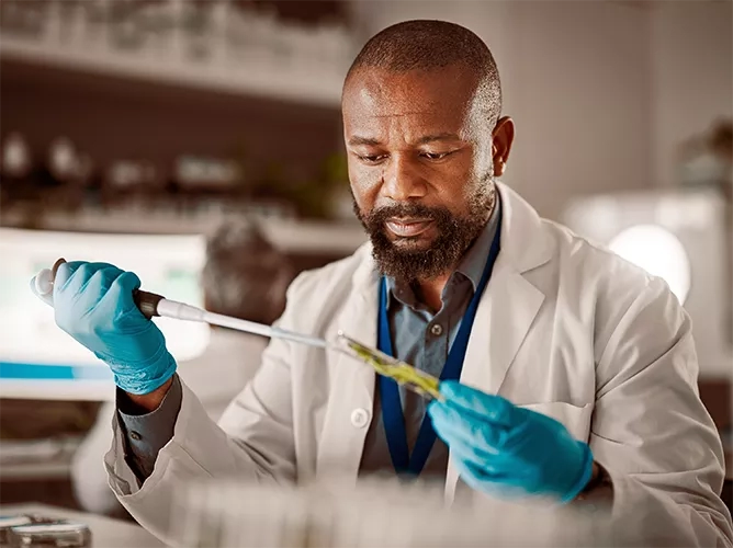 Scientist performing test in lab